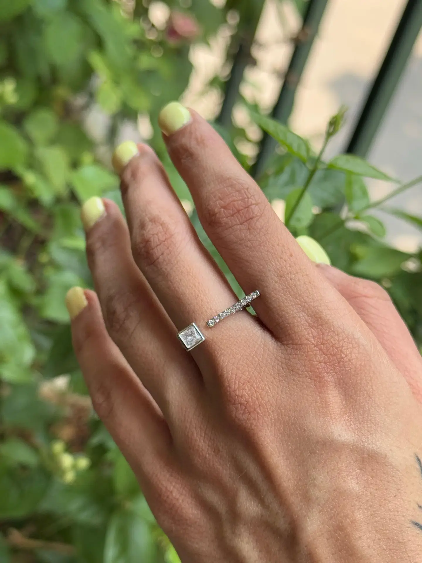 hand beautiful ring