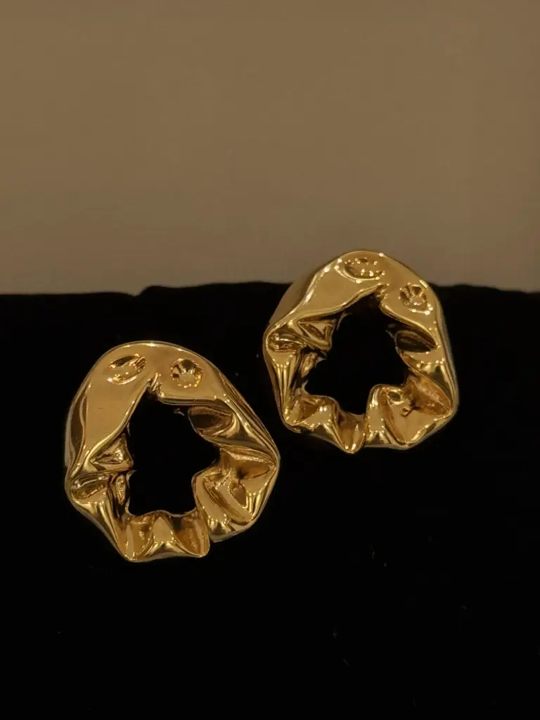 Scrunched Gold studs
