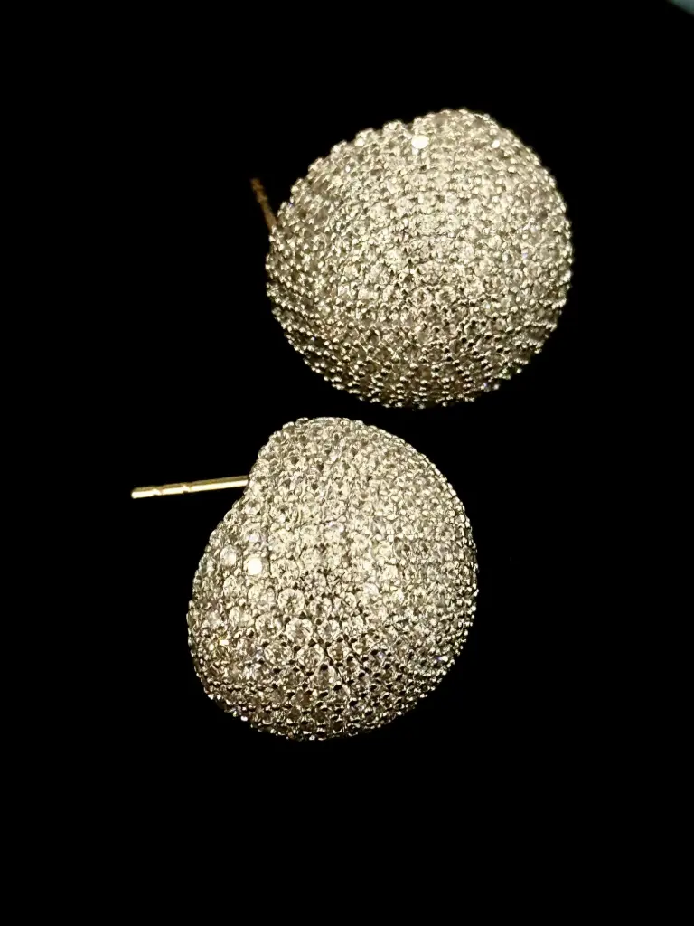 Dusk Shine Dome Studs