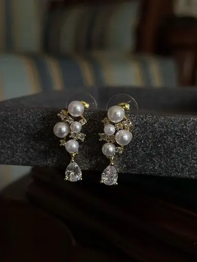 Pearl Danglers